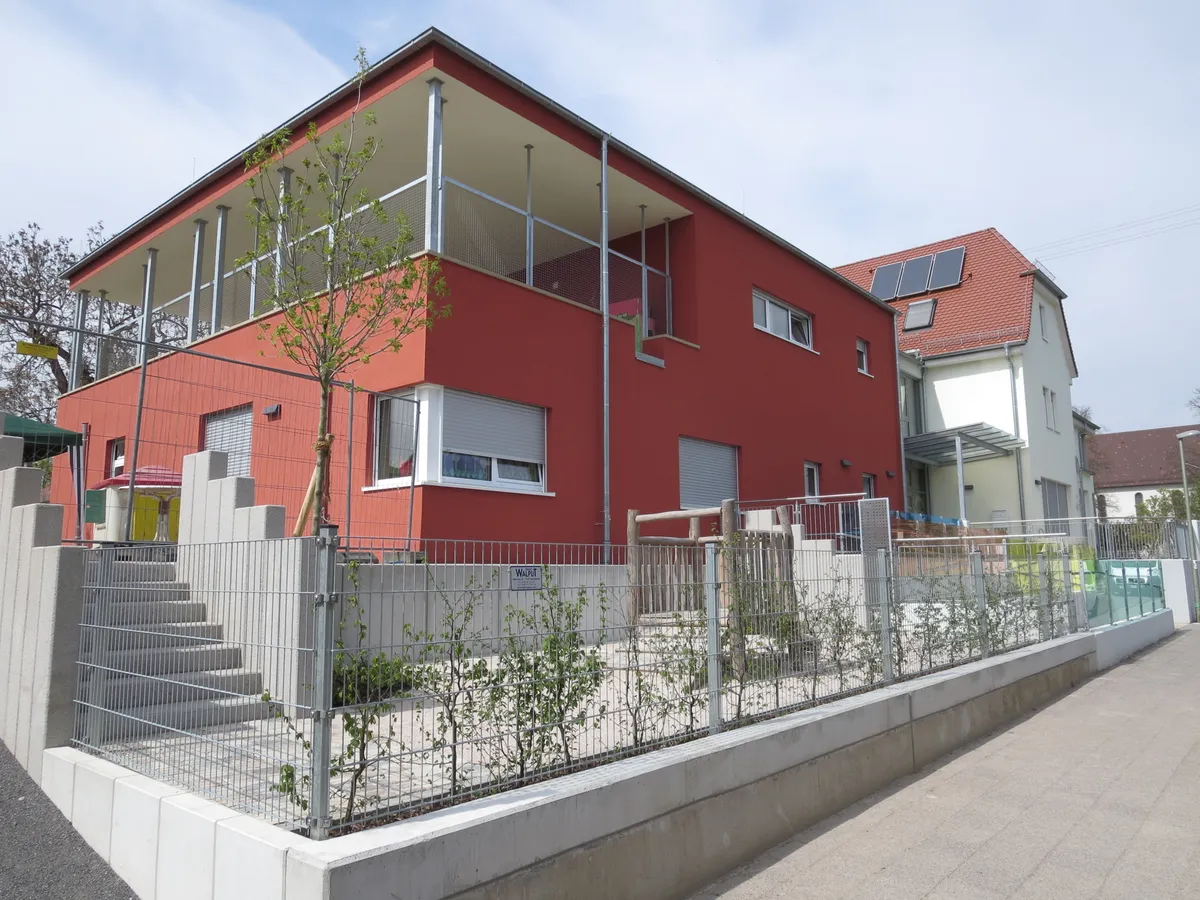 Umbau und Erweiterung Kindergarten und Wohnheim