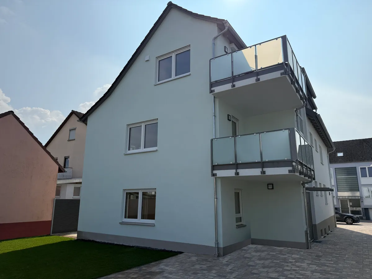 Umbau und Erweiterung 3-Familienhaus